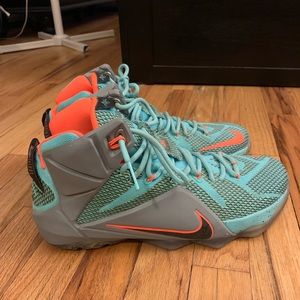 Lebron 12’s